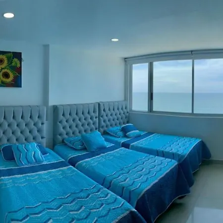 Frente Al Mar *